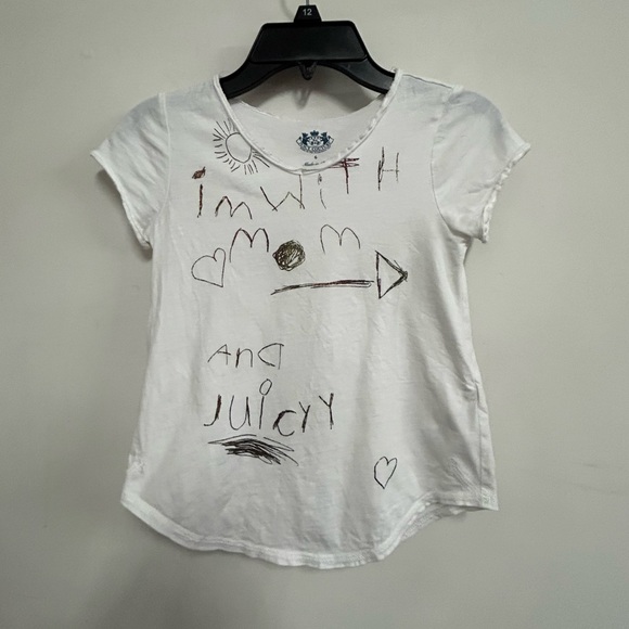 Juicy Couture Kids “I’m With Mom” Tee - Picture 7 of 8